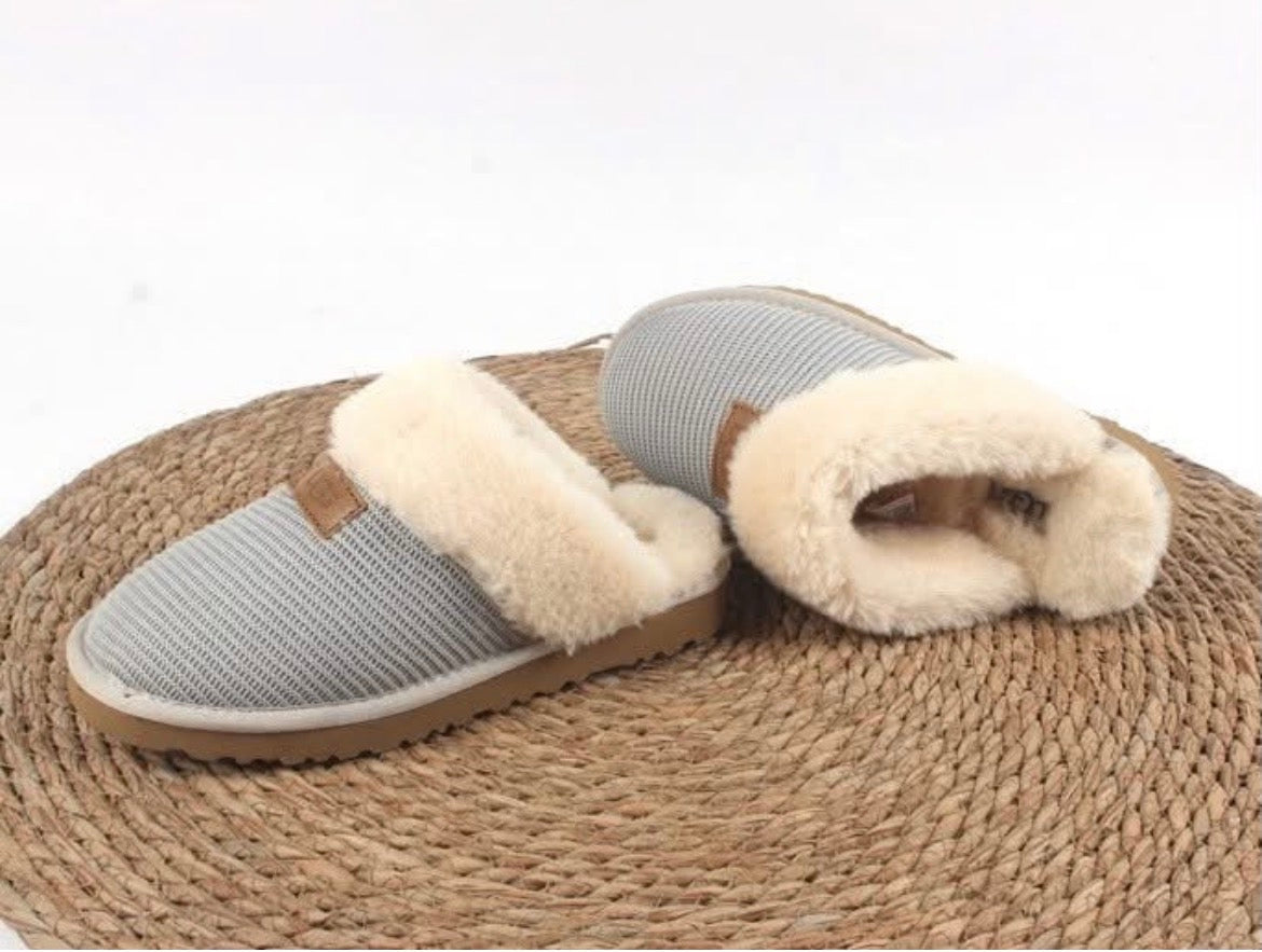 U Slippers