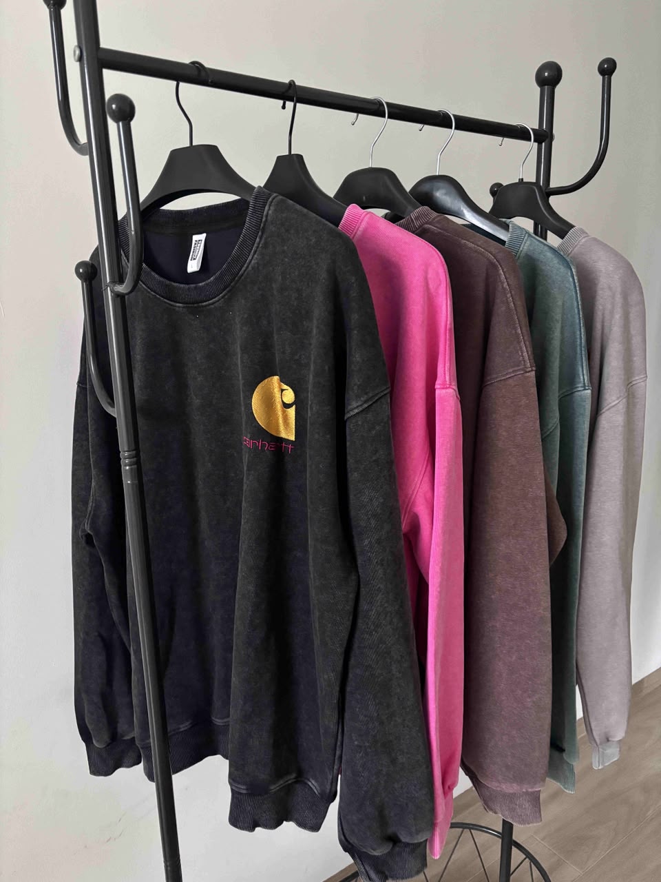 Pigment Sweater C